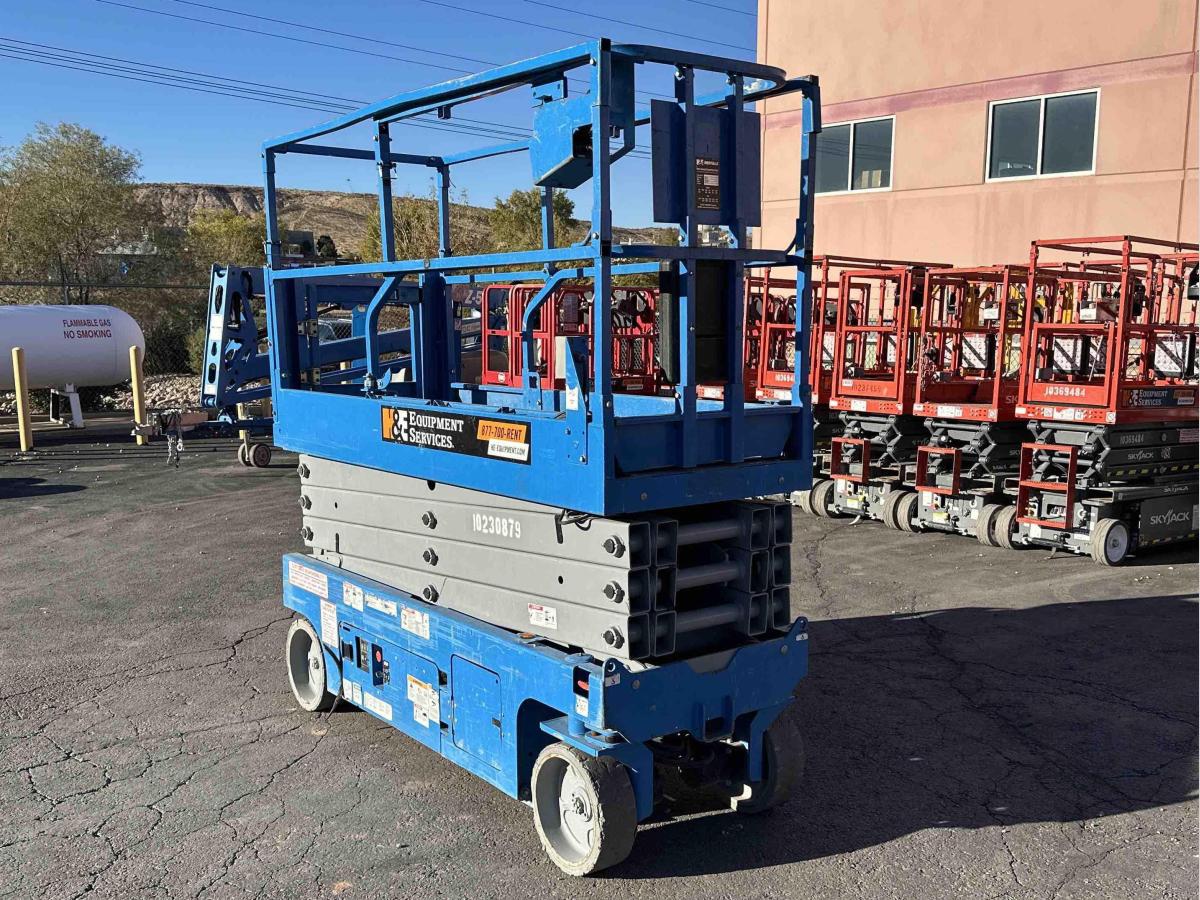 2017 Genie GS-2632