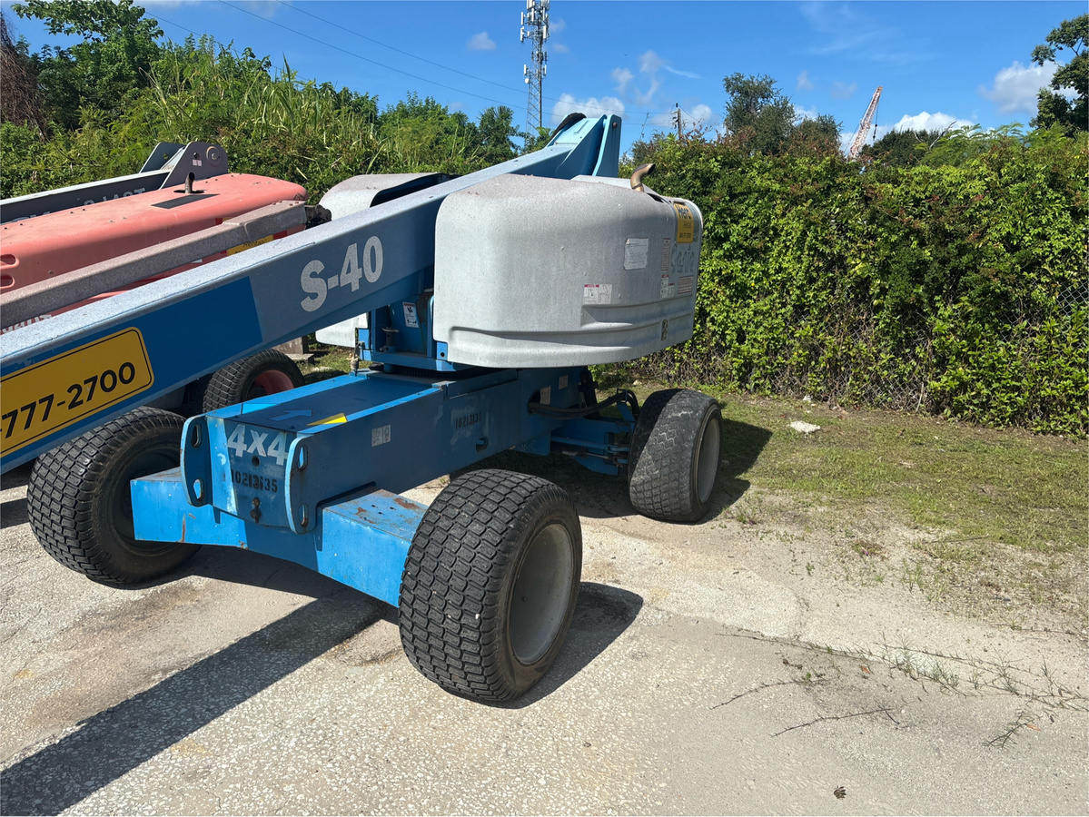2017 Genie S-40