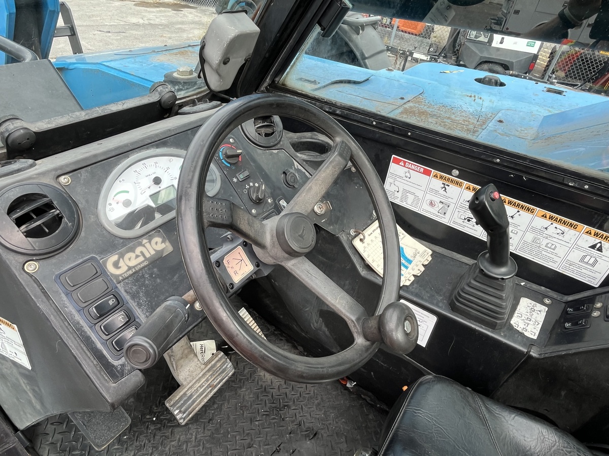 2015 Genie GTH-1056-6