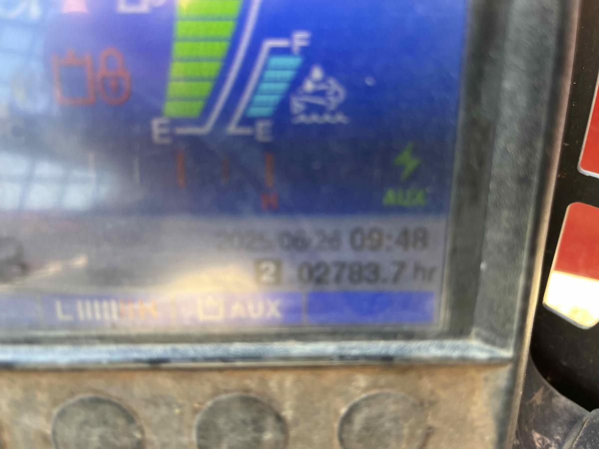2019 Takeuchi TL12V2-8