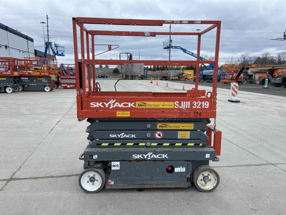 2017 Skyjack SJ3219
