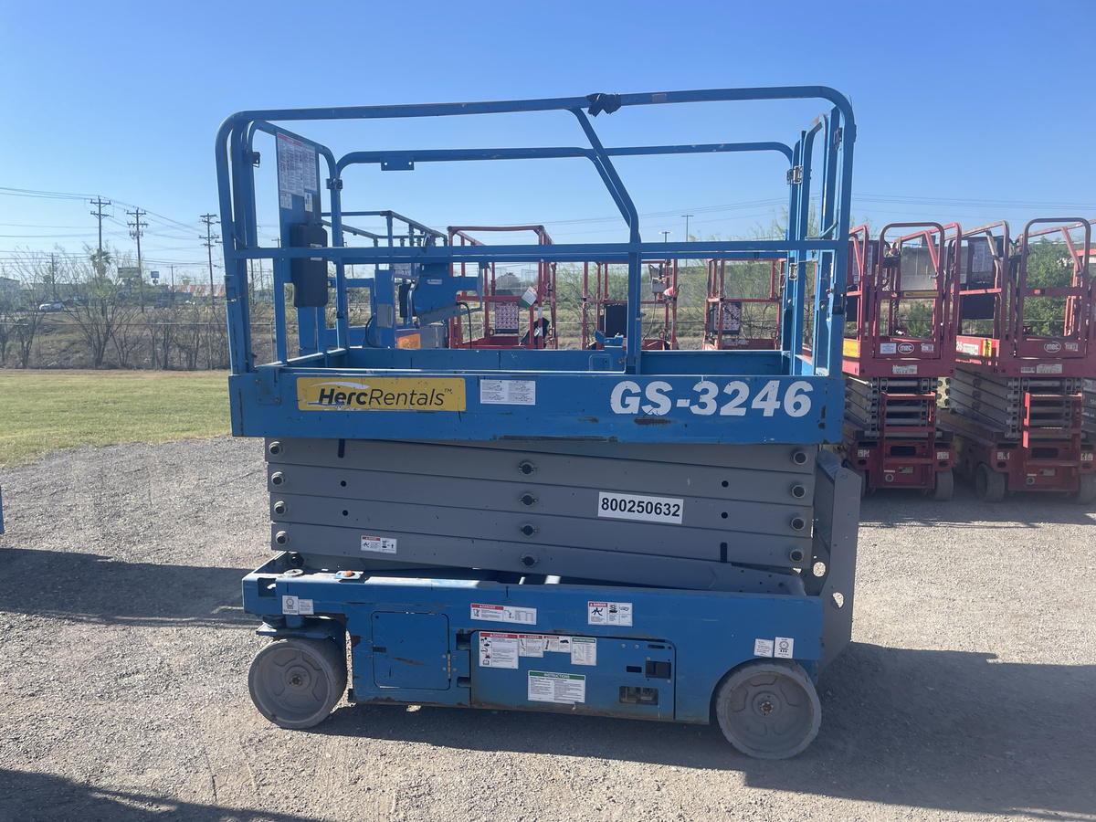 2019 Genie GS-3246-3