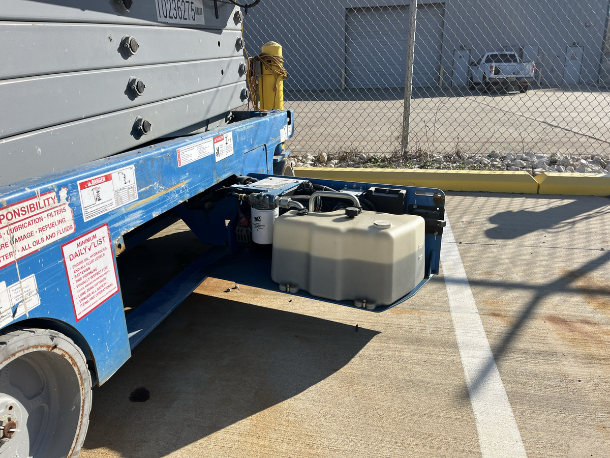 2018 Genie GS-3246-10