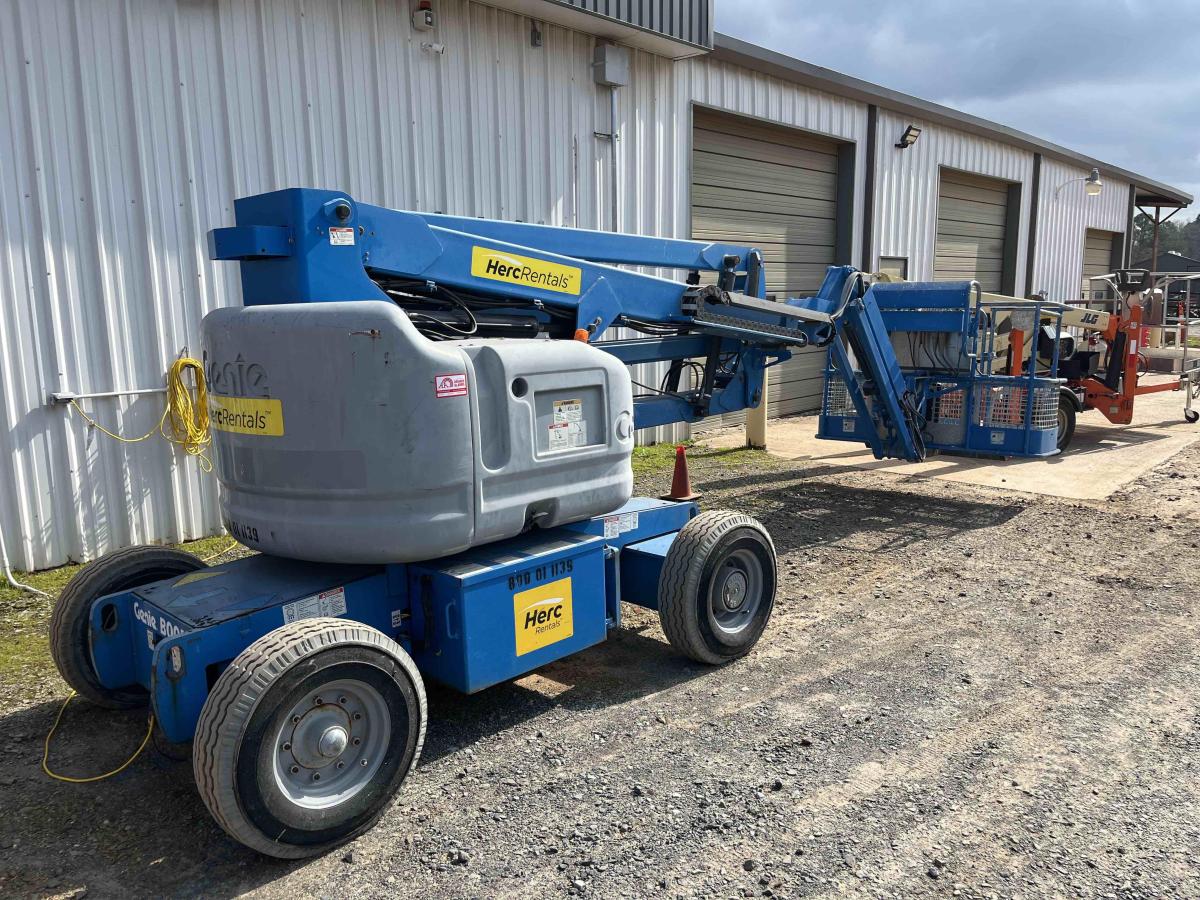 2013 Genie Z-45/25