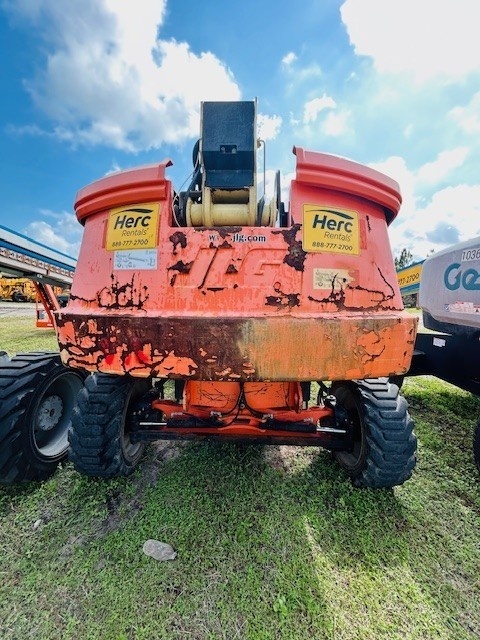 2018 JLG 600S-4