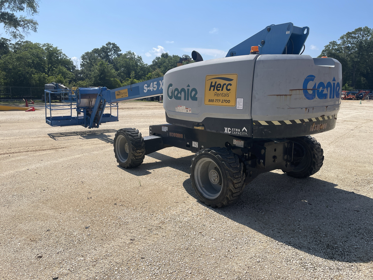 2020 Genie S-45XC-4