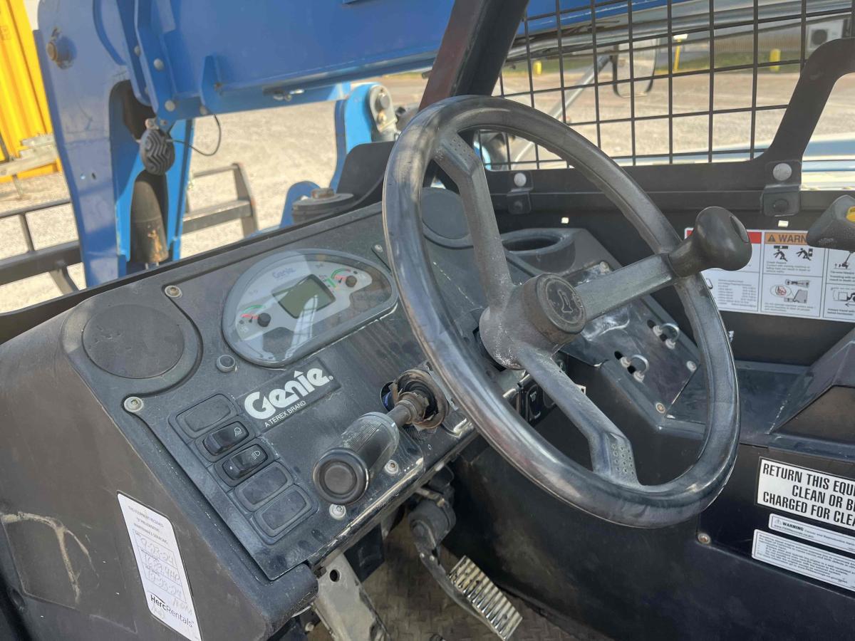 2018 Genie GTH-636