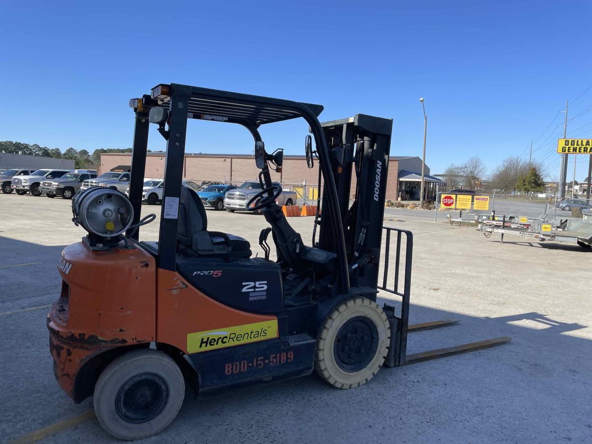 2017 Doosan G25P-5