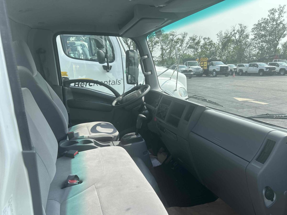 2019 Isuzu NPR-3