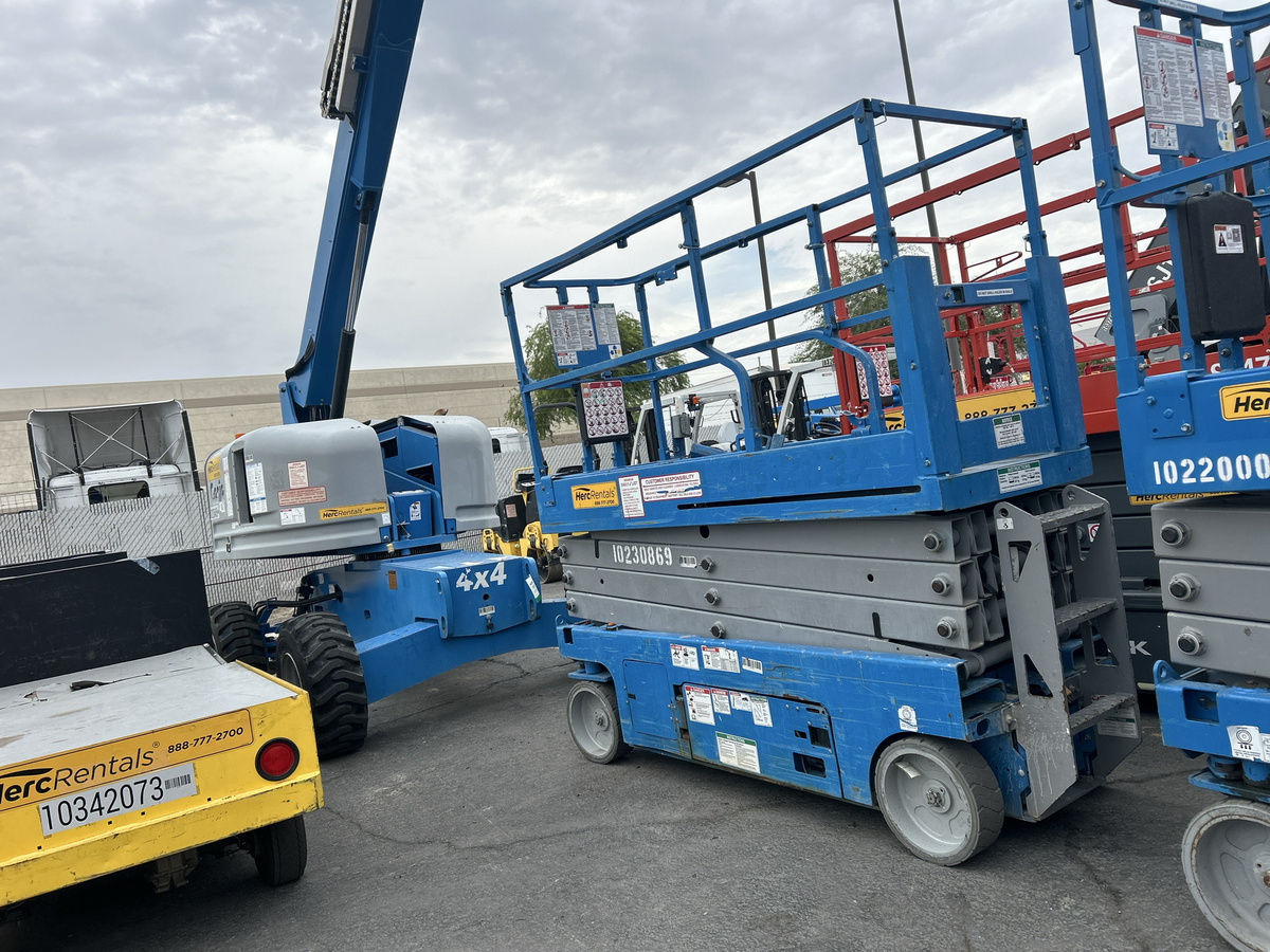2017 Genie GS-2632