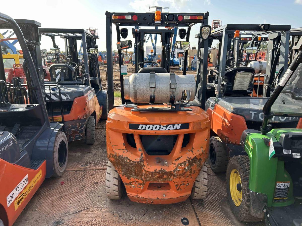 2022 Doosan G25E