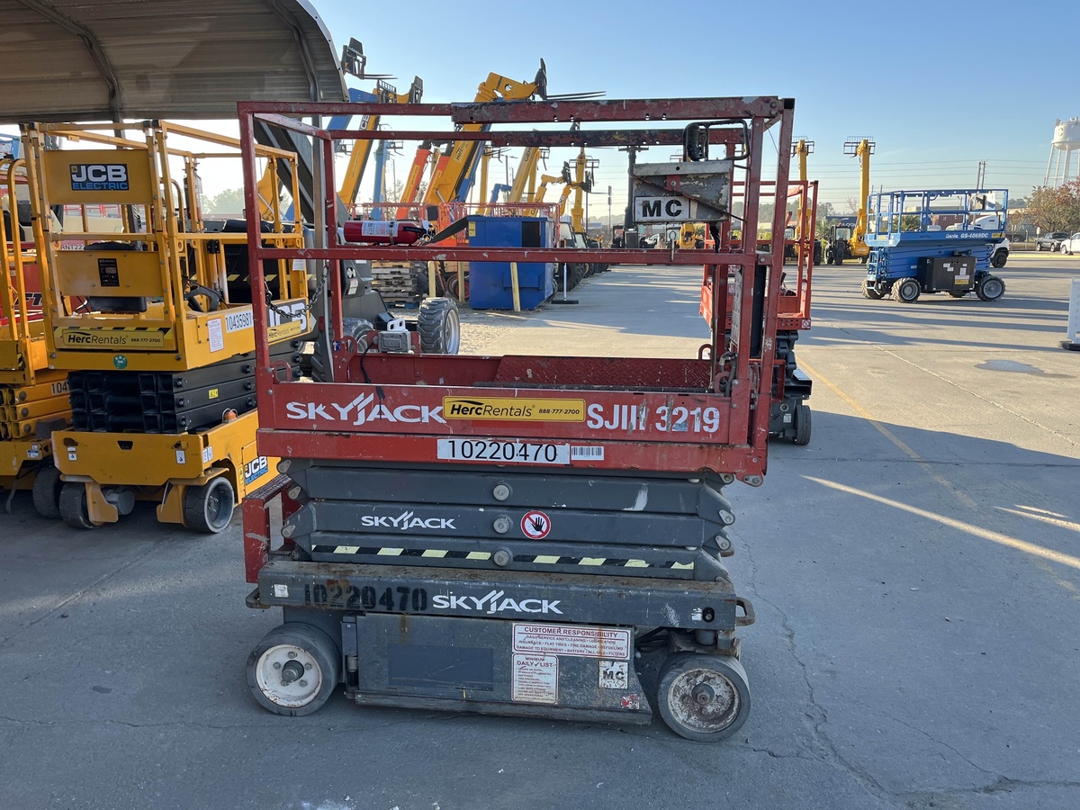 2017 Skyjack SJ3219-13