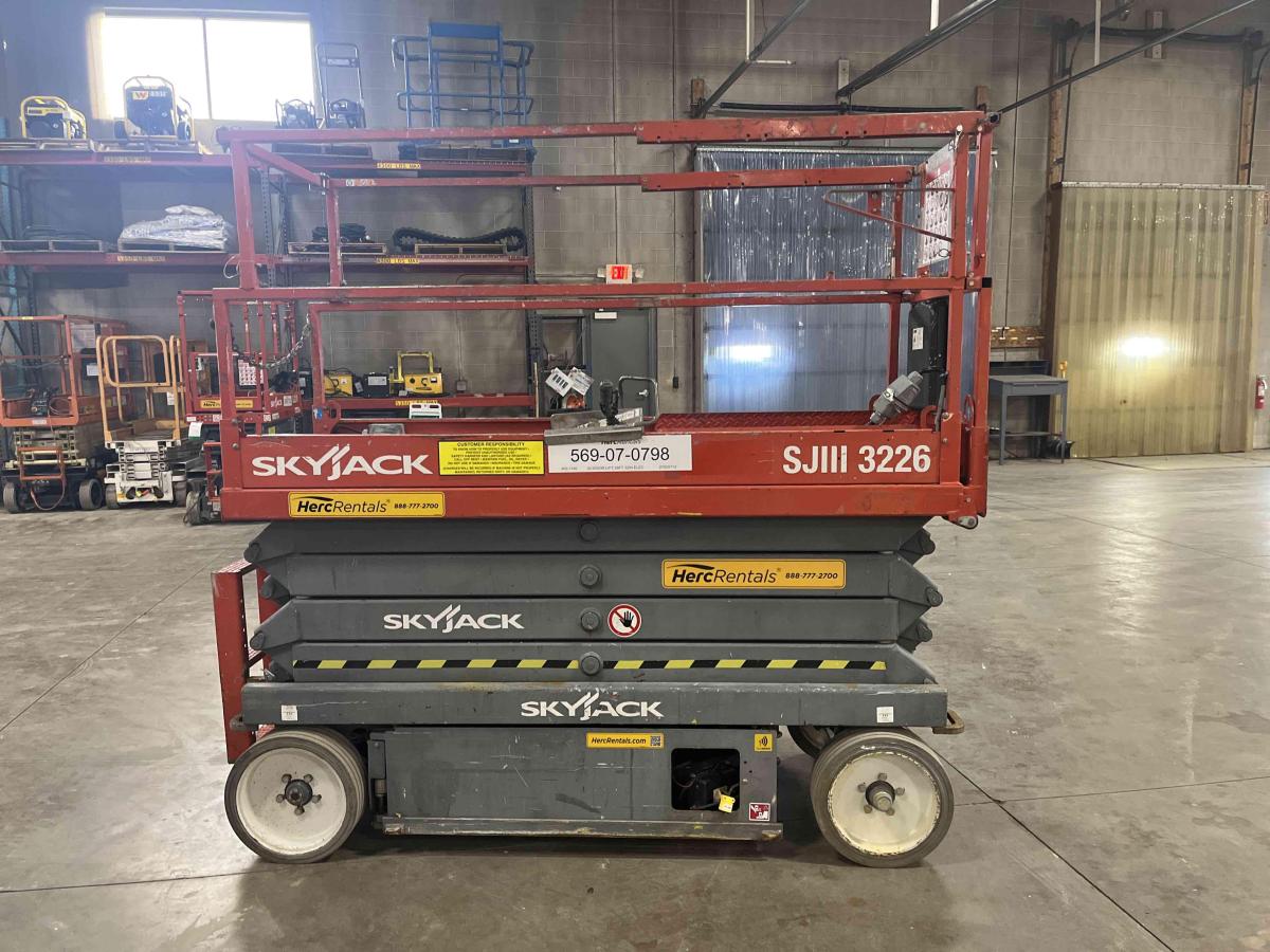 2014 Skyjack SJ3226
