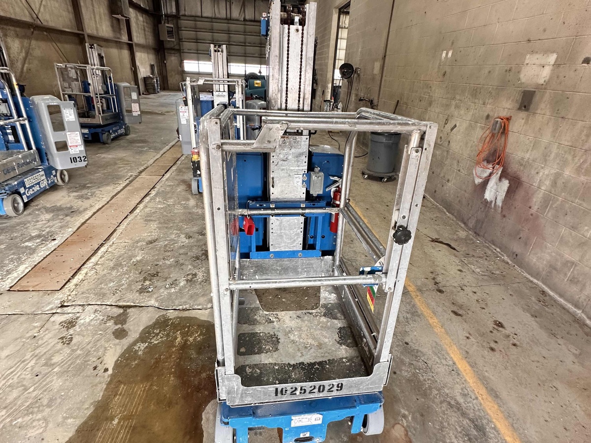 2018 Genie GR-20-11