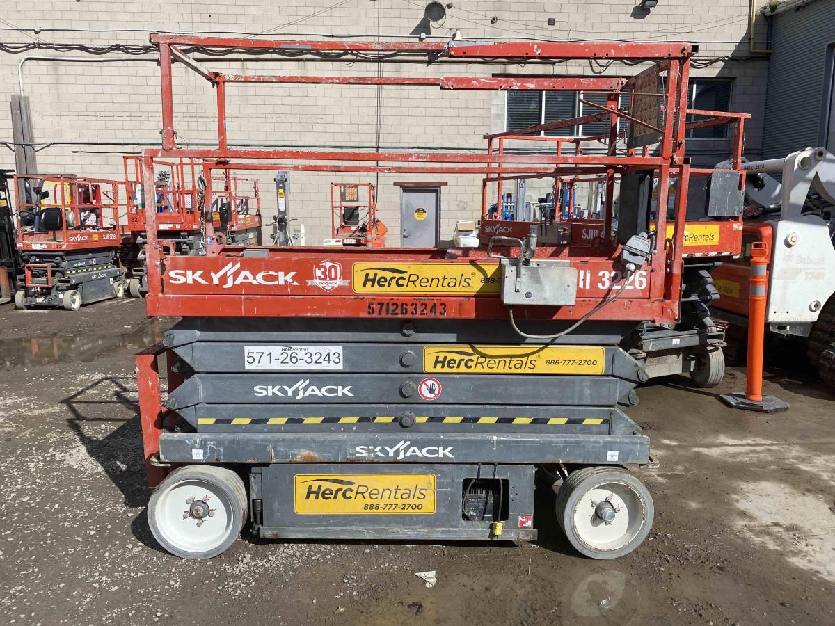 2015 Skyjack SJ3226