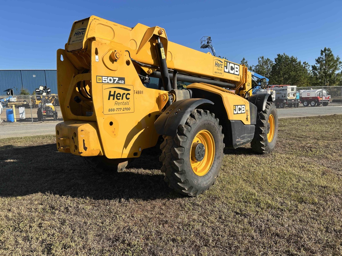 2019 JCB 507-42-4