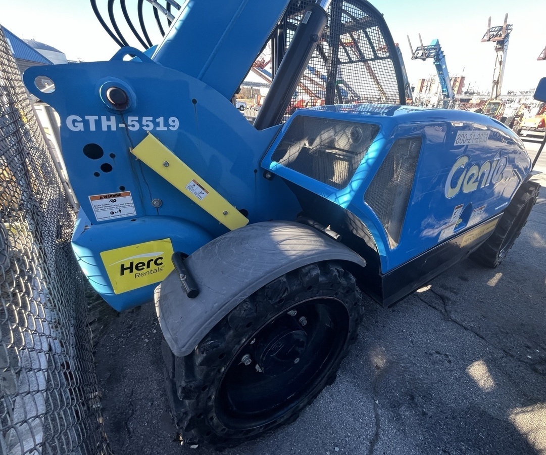 2018 Genie GTH-5519-5