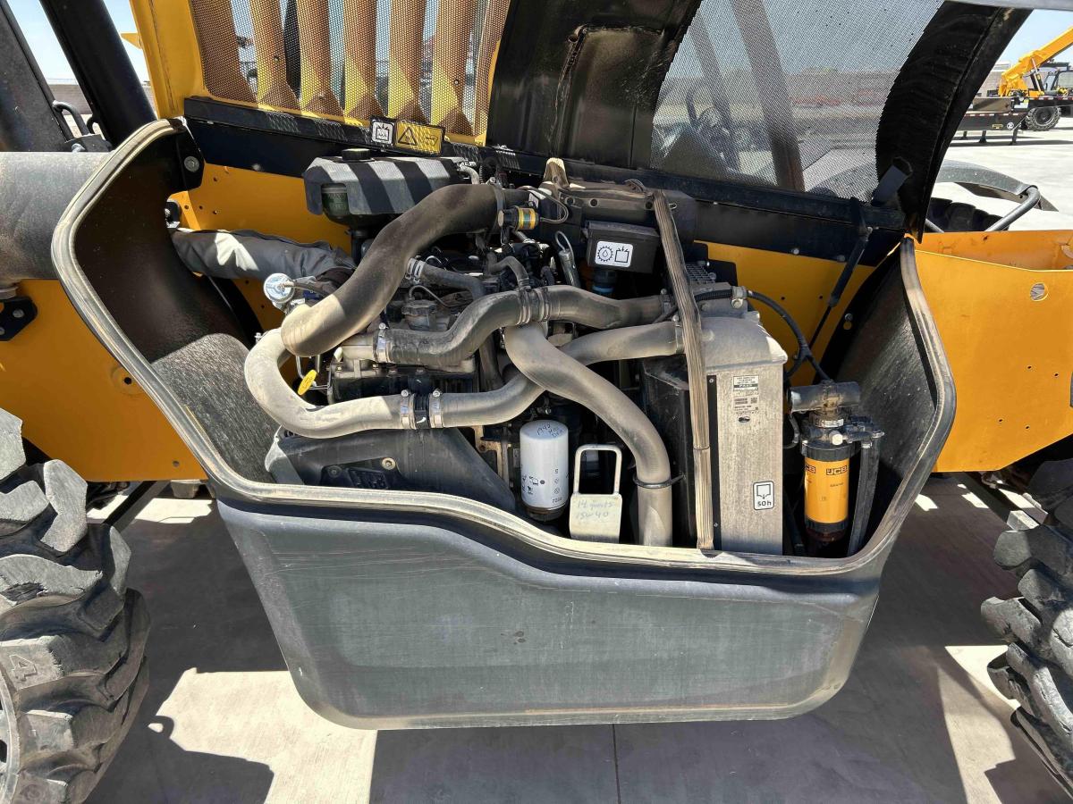 2018 JCB 510-56