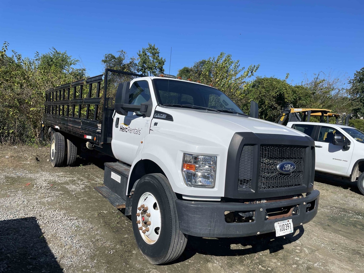 2018 Ford F750-2