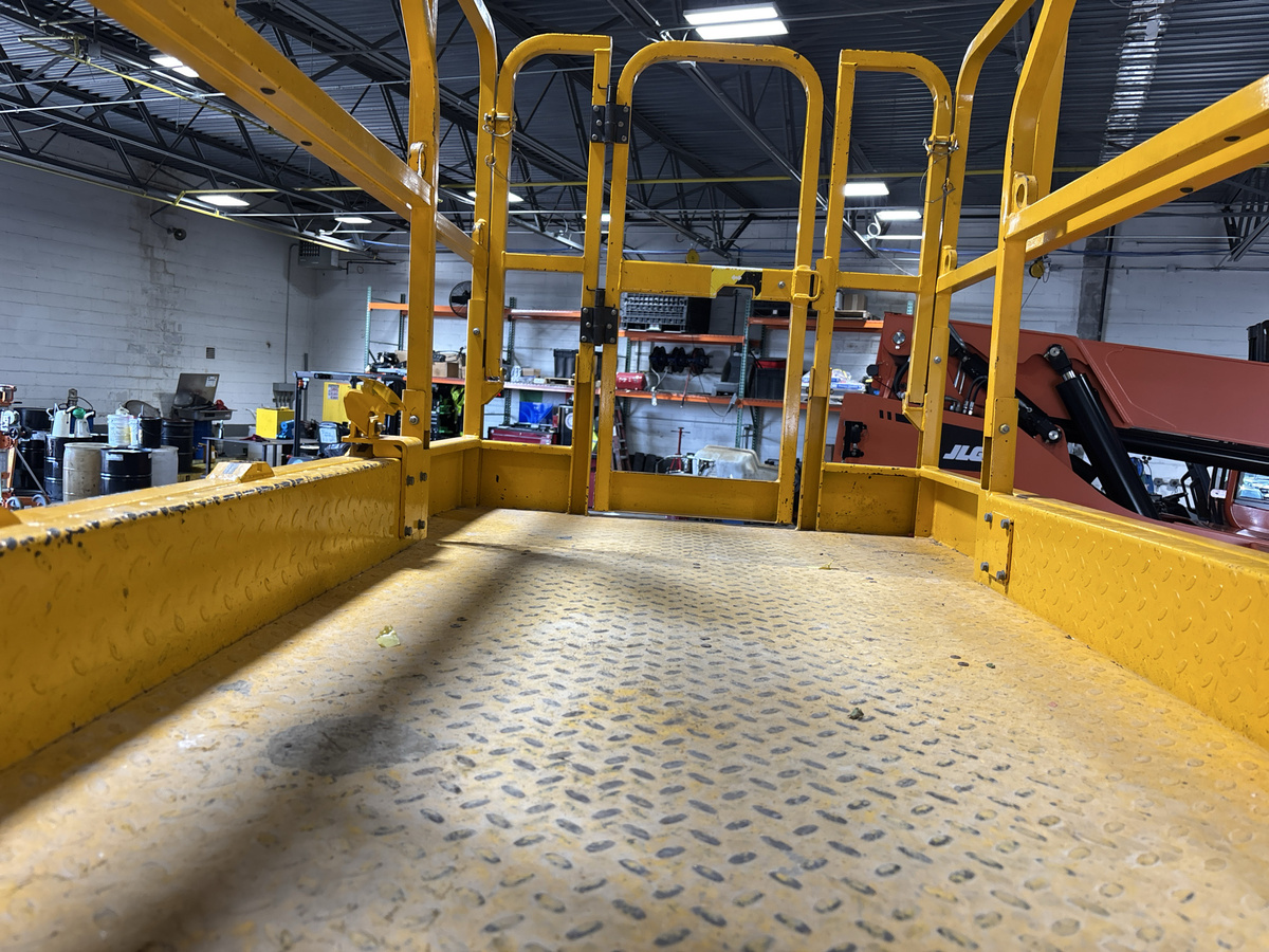 2022 JCB S4046E-6