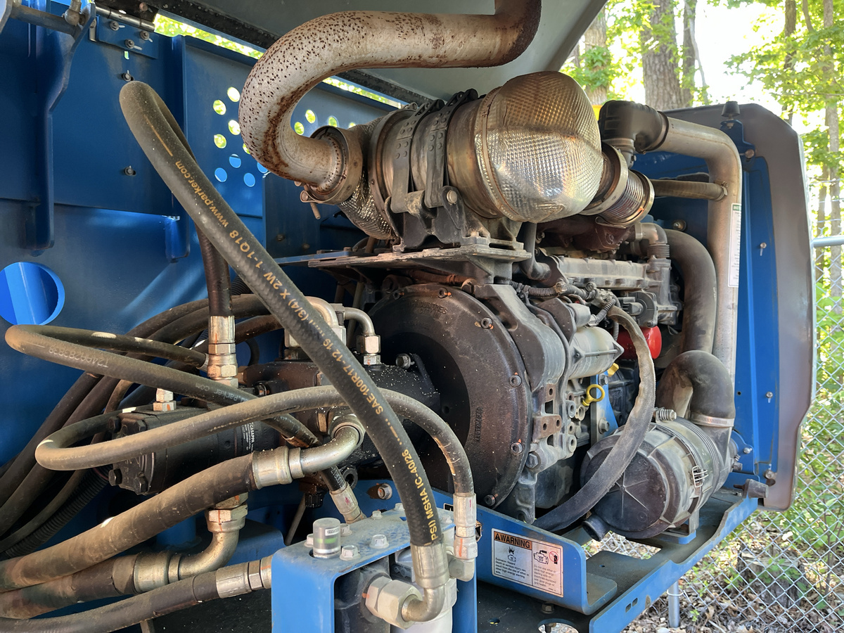 2018 Genie S-65-8