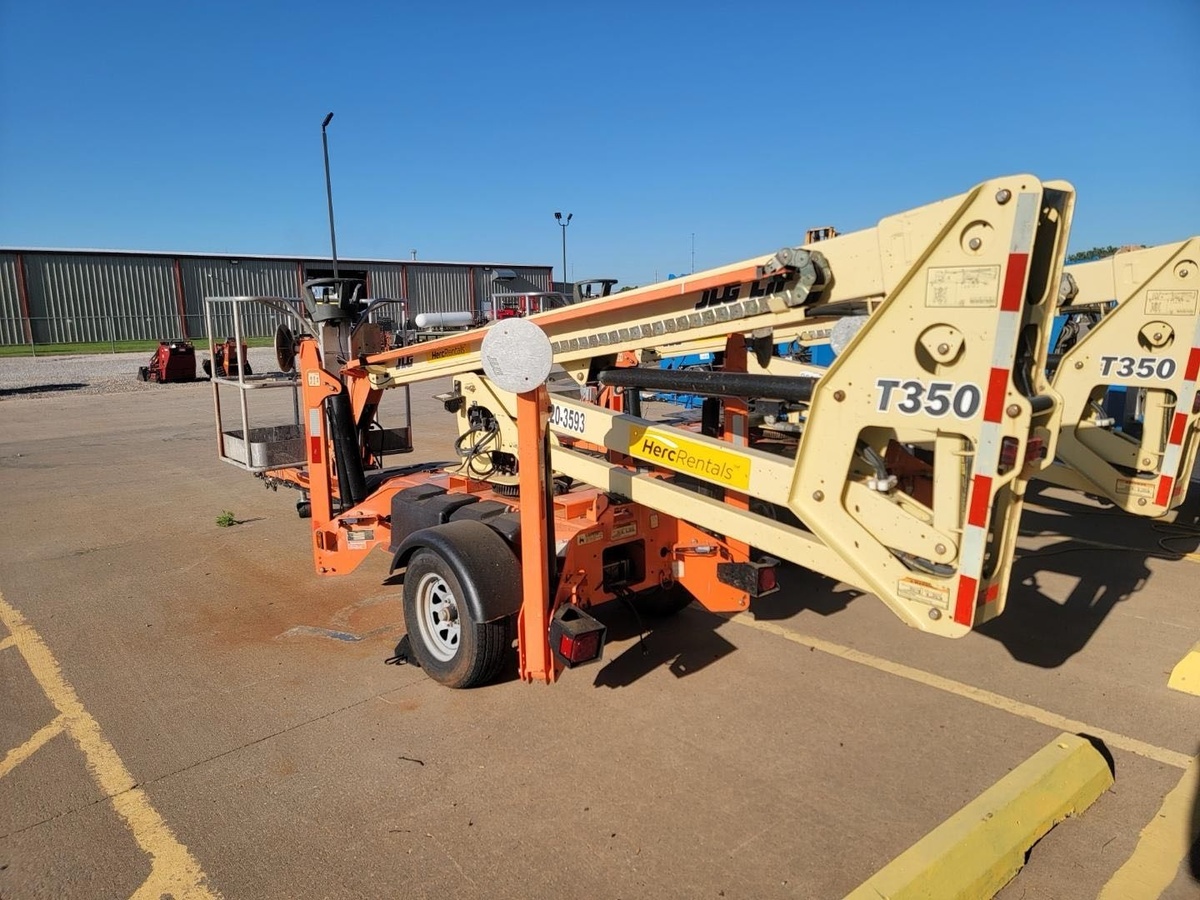 2018 JLG T350-2