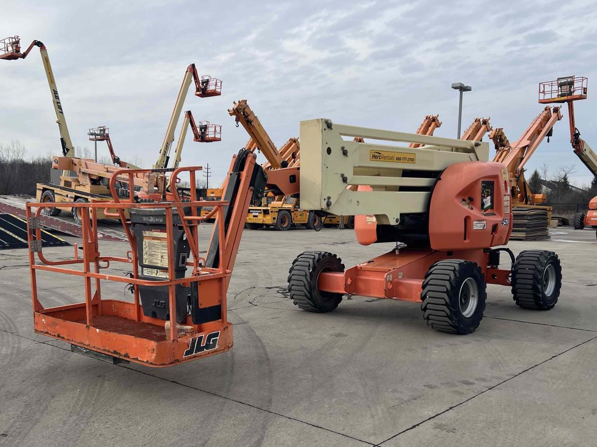 2014 JLG 450AJ