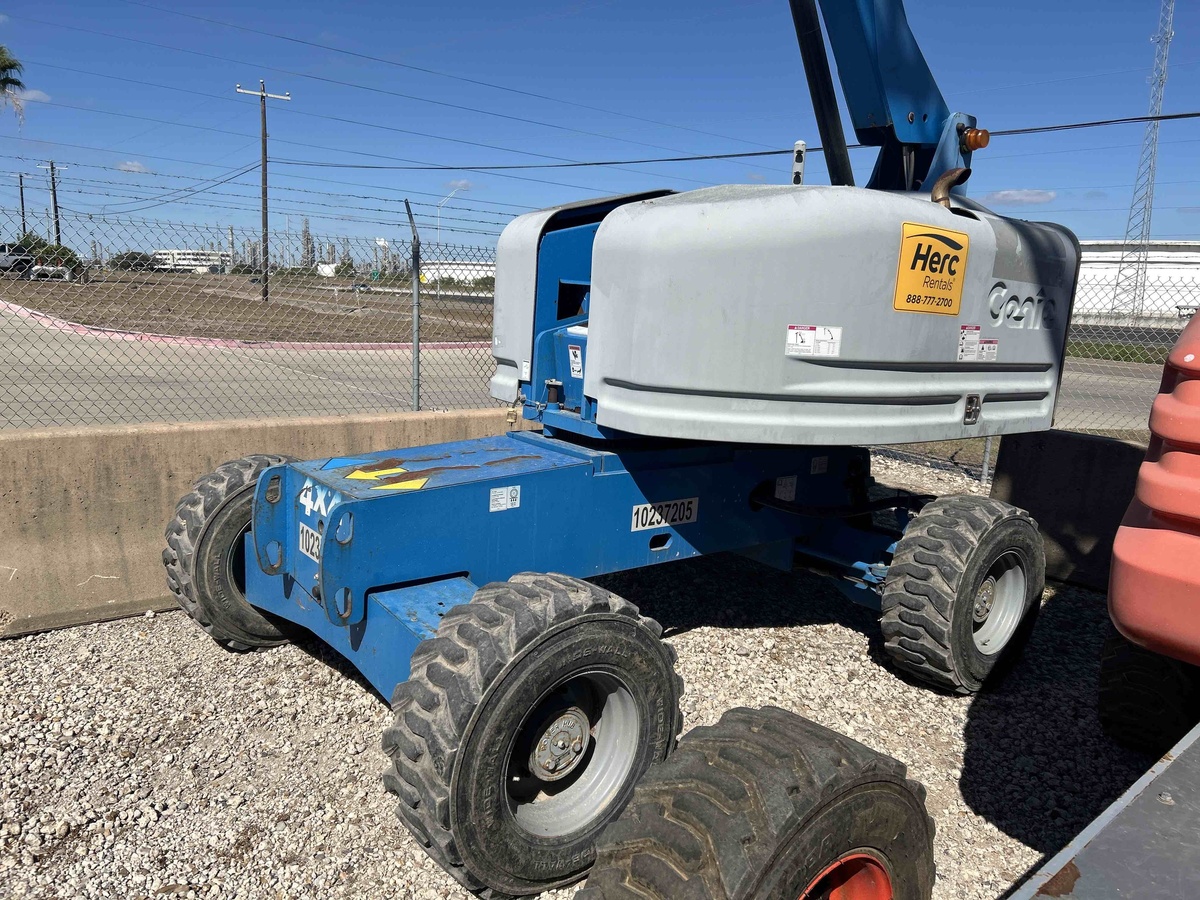 2018 Genie S-40