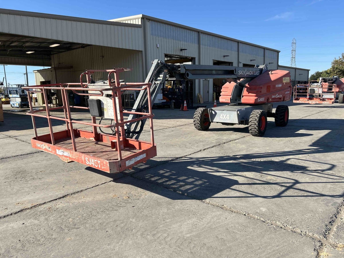 2017 Skyjack SJ45 T