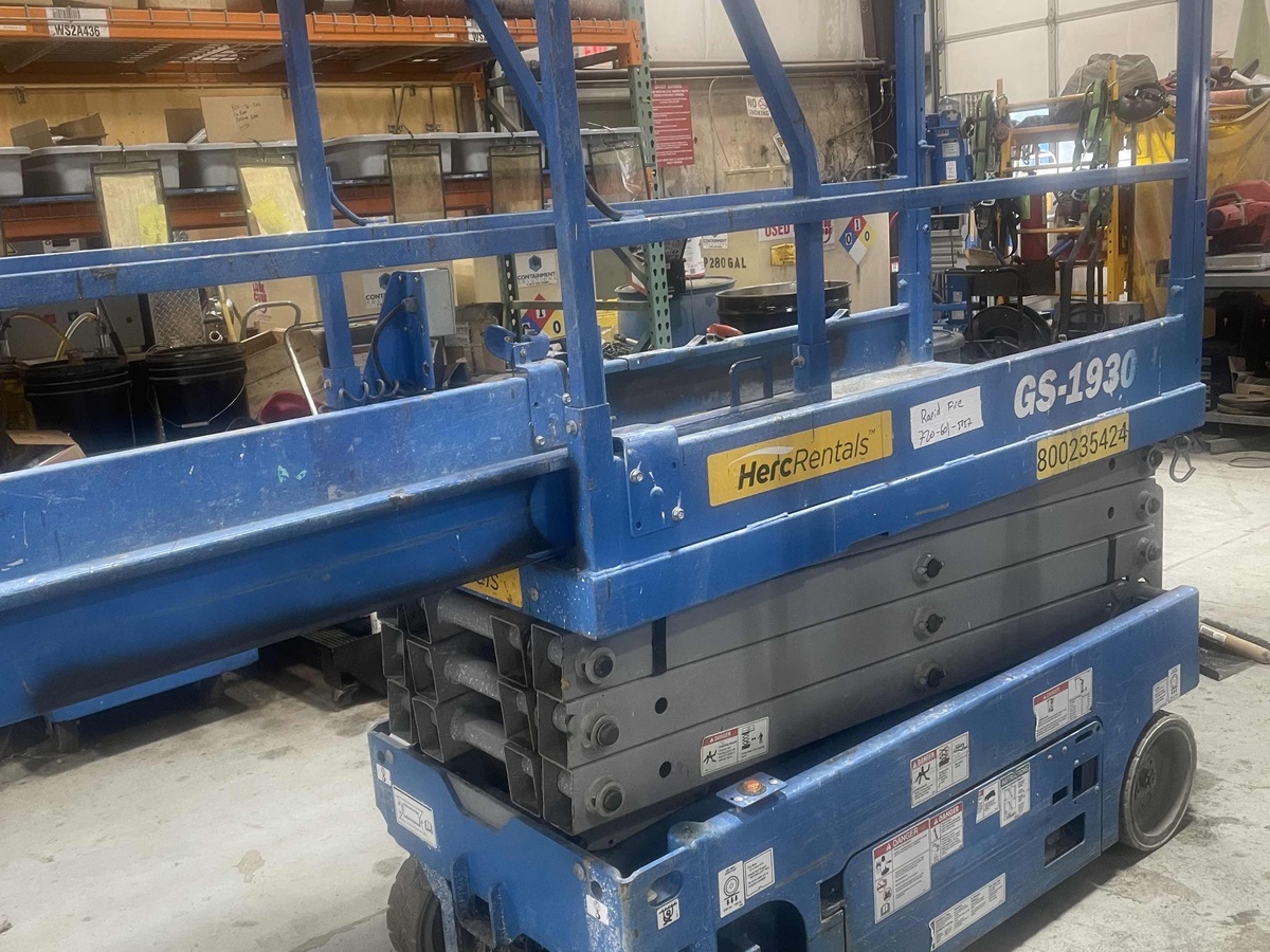 2018 Genie GS-1930
