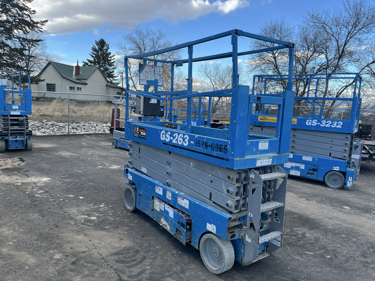 2017 Genie GS-2632