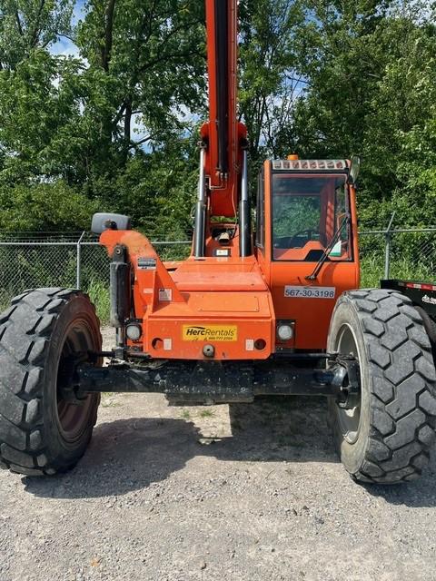 2019 SkyTrak 8042