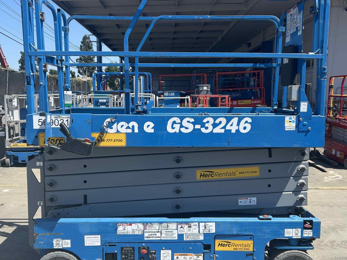 2018 Genie GS-3246-1