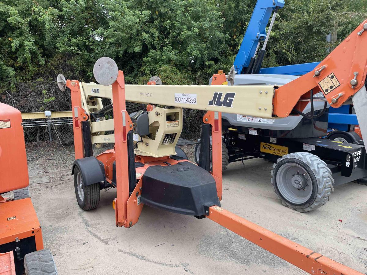 2016 JLG T500J