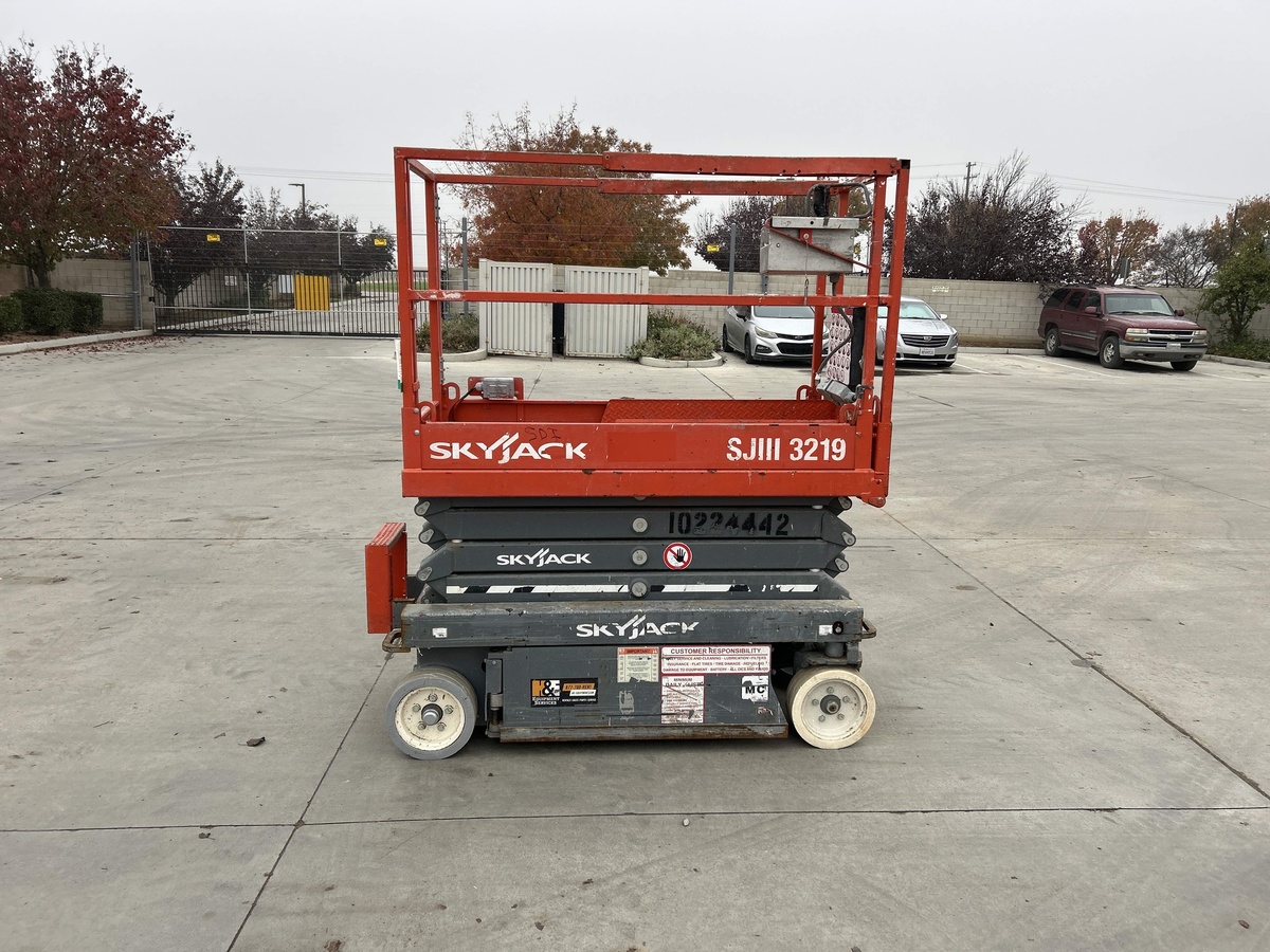 2017 Skyjack SJ3219-15