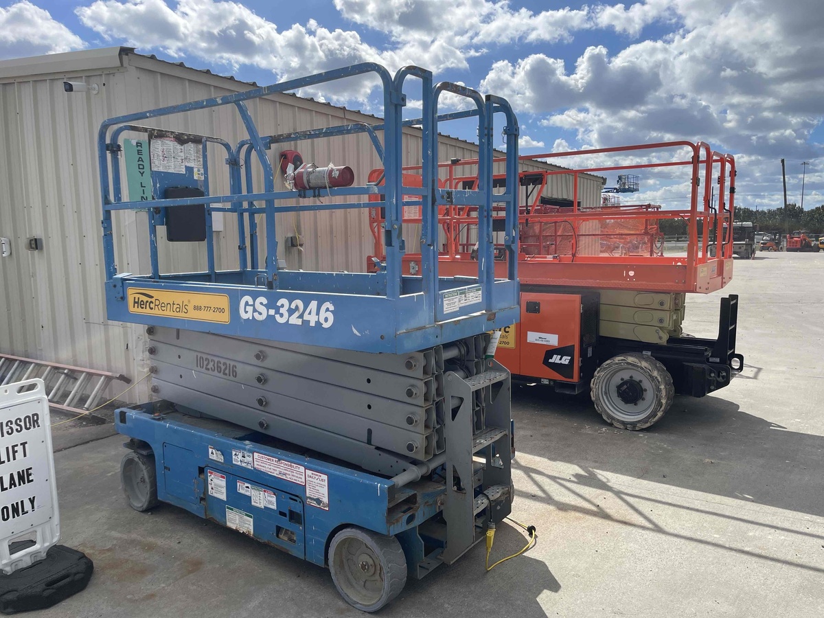 2018 Genie GS-3246-5