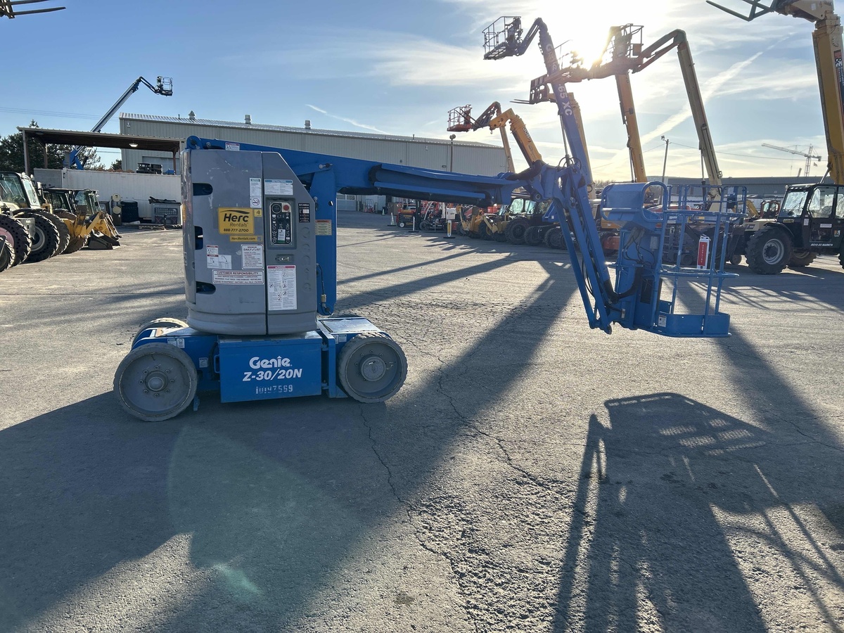 2016 Genie Z-30/20N RJ-2