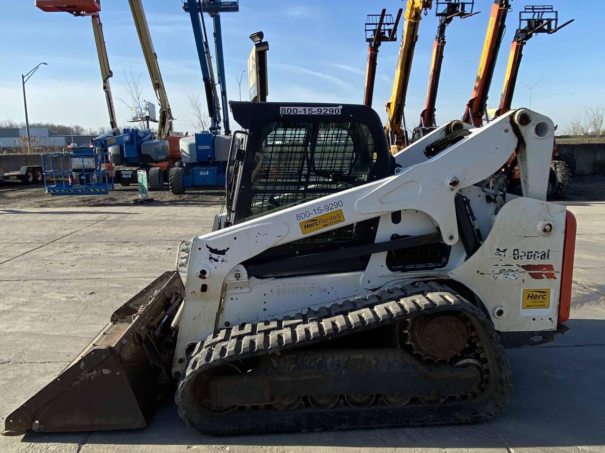 2017 Bobcat T740