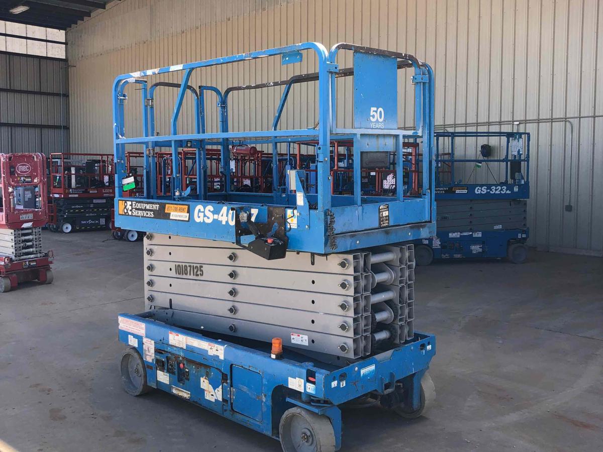 2016 Genie GS-4047