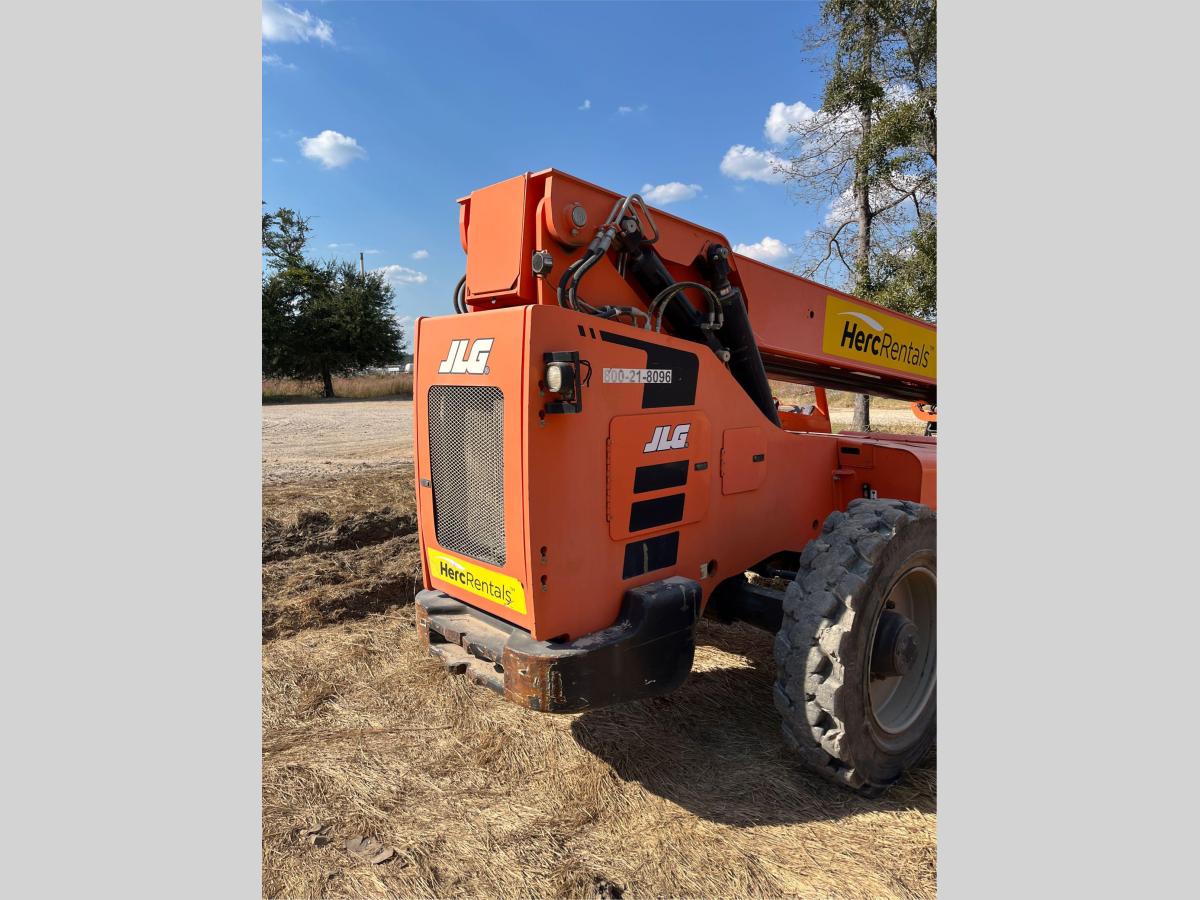 2018 SkyTrak 8042