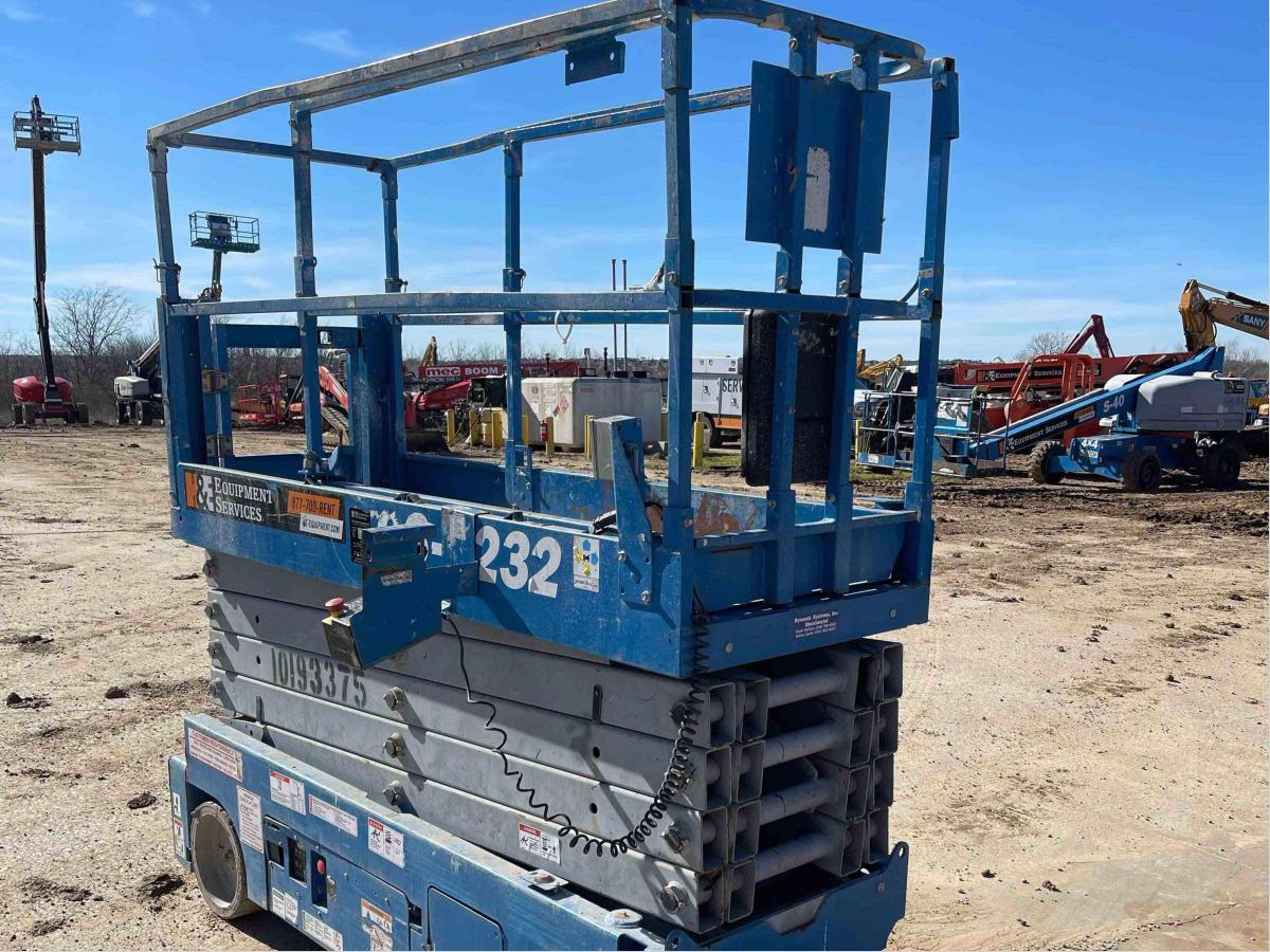 2016 Genie GS-3232-2