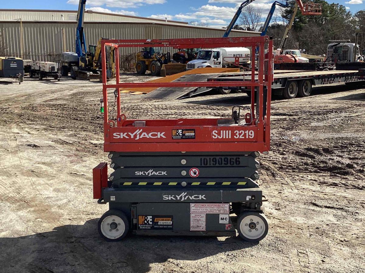 2016 Skyjack SJ3219