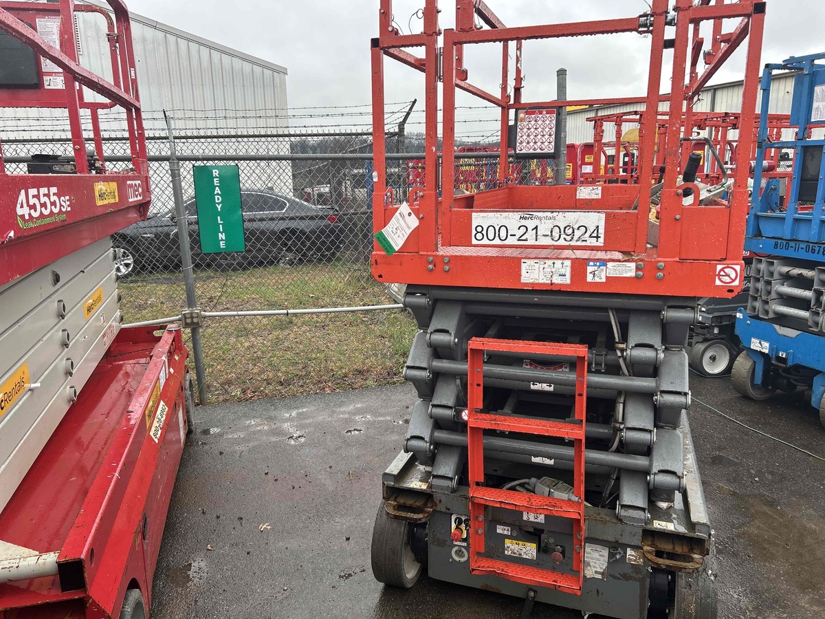 2018 Skyjack SJ4740-3