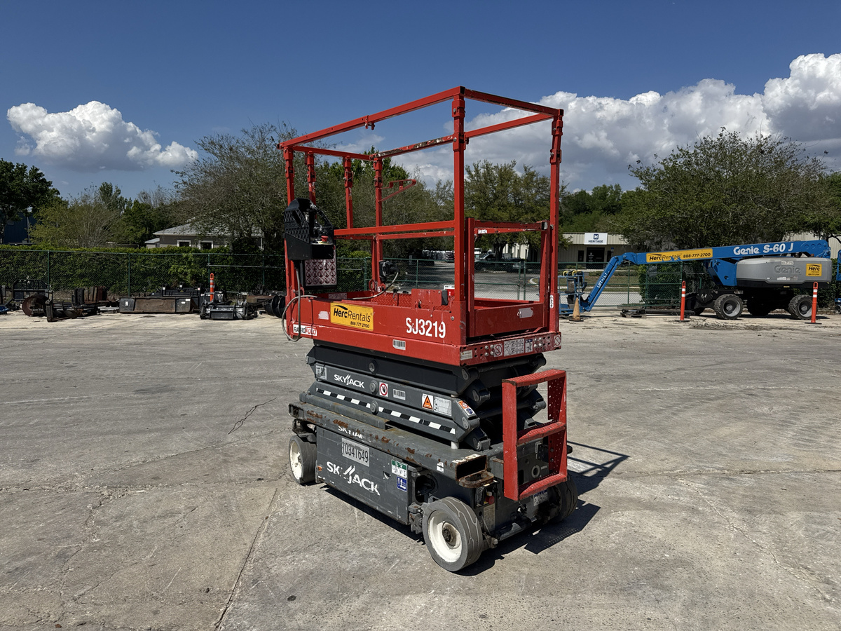 2021 Skyjack SJ3219-2
