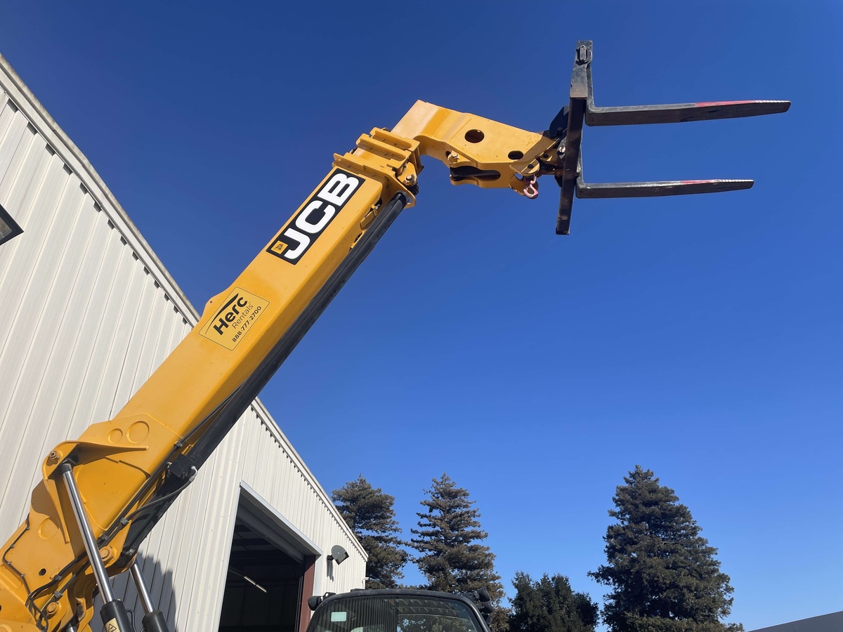 2018 JCB 512-56-3