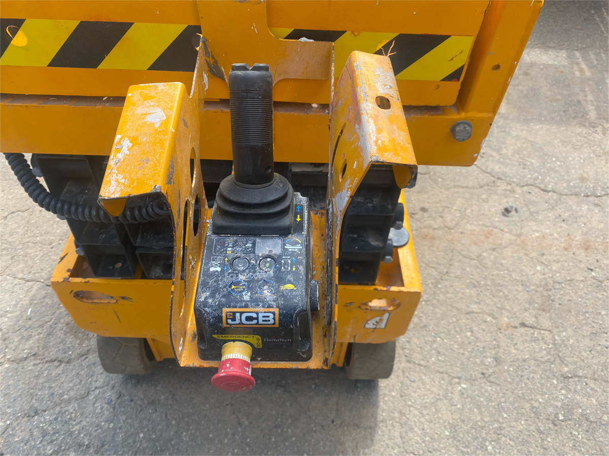 2022 JCB S1930E-5