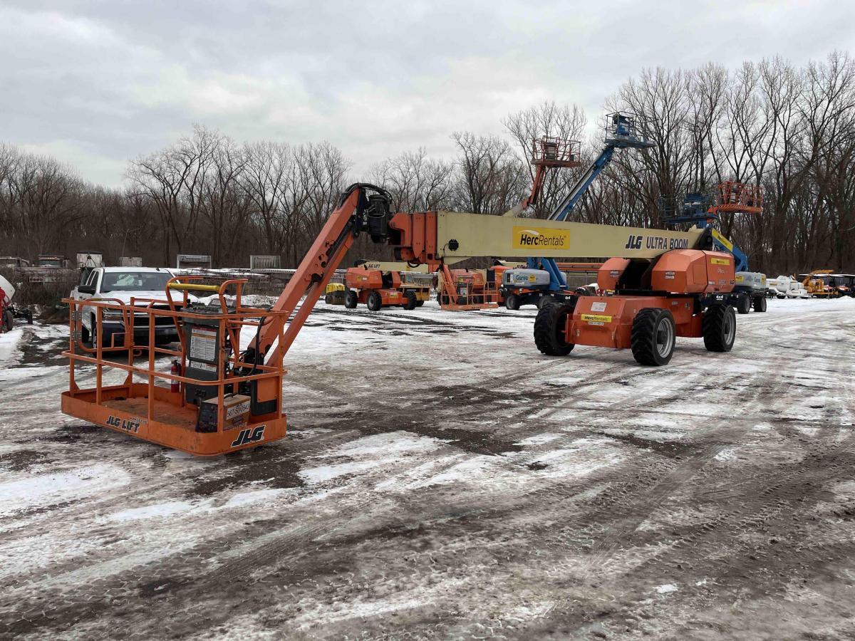 2016 JLG 1350SJP