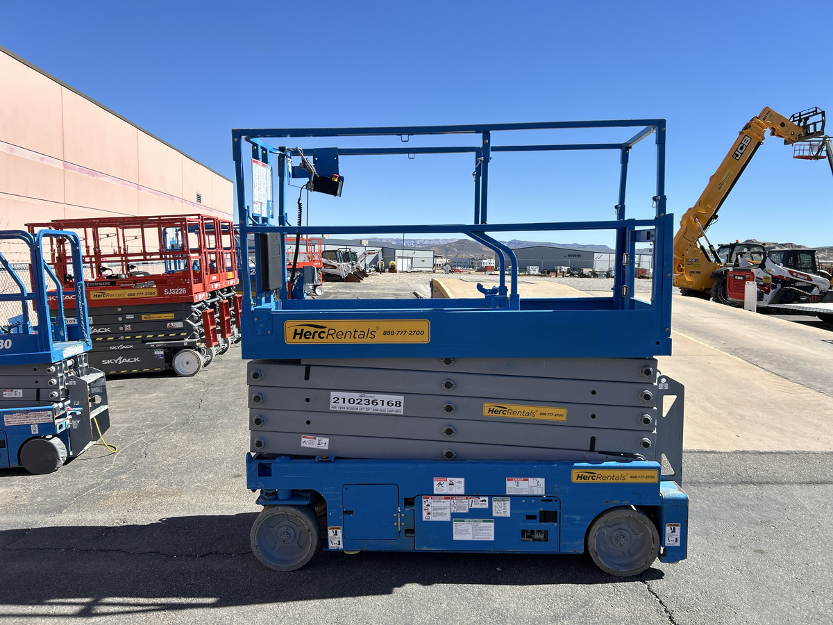 2018 Genie GS-3232-4