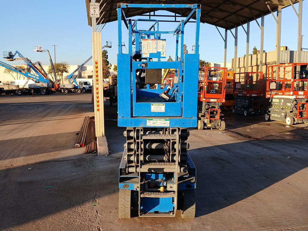 2017 Genie GS-2632