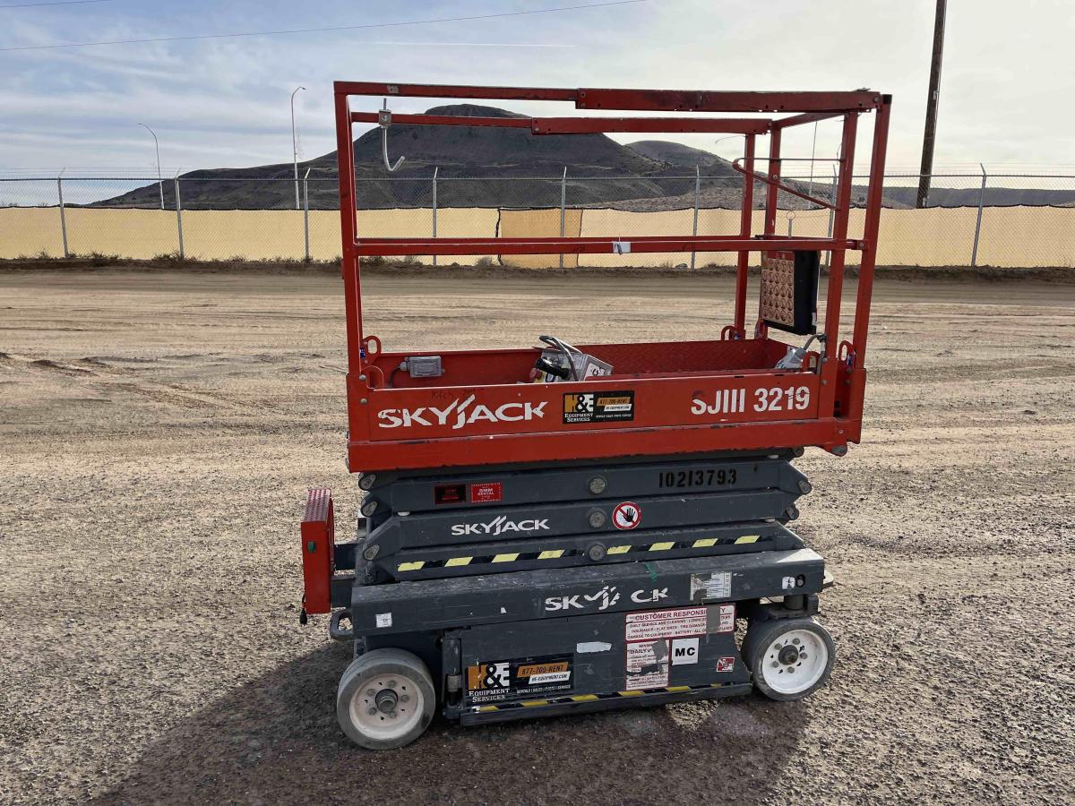 2017 Skyjack SJ3219